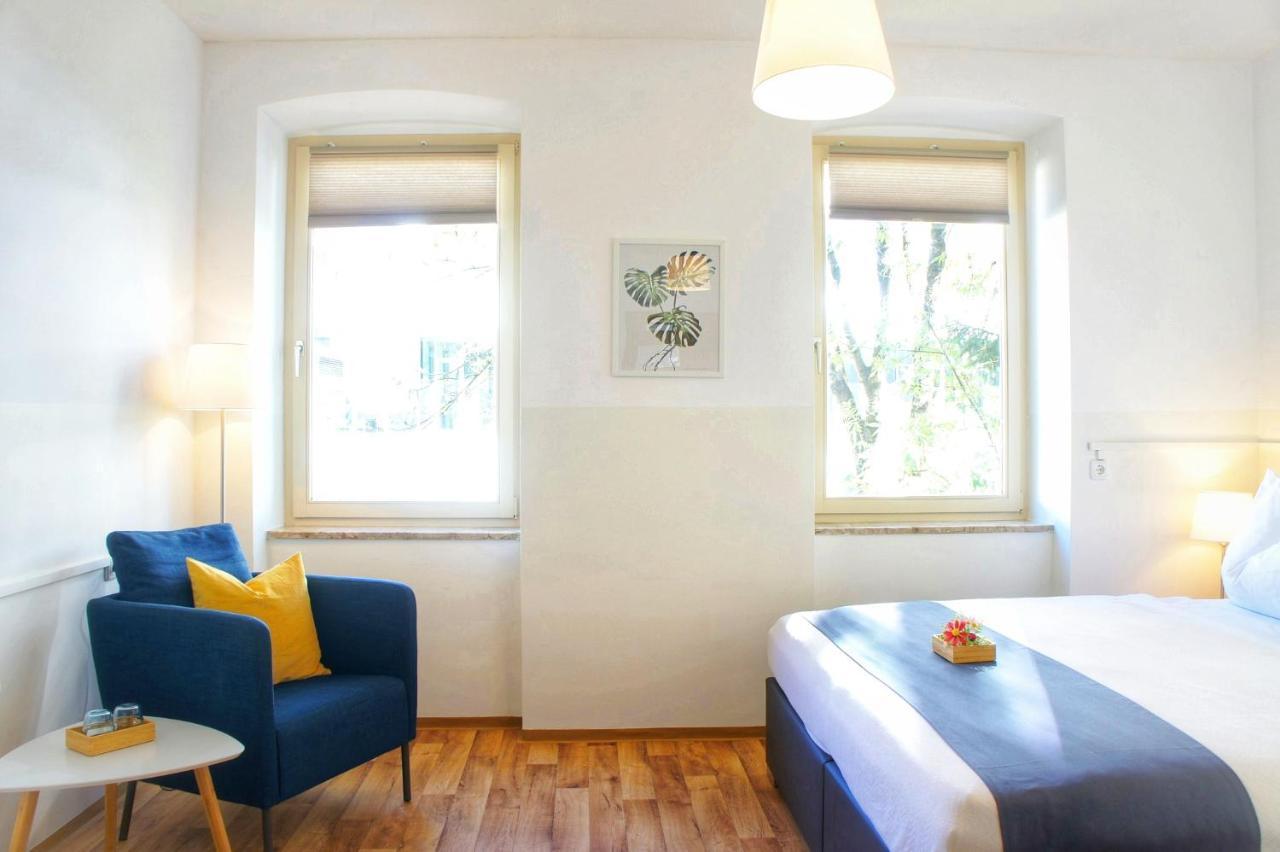 Schwarzacherhof Pension & Apartments Schwarzach im Pongau Eksteriør billede